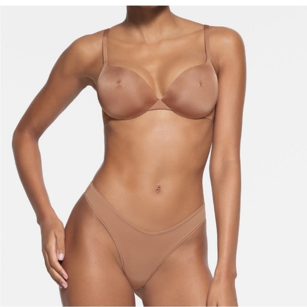 SKIMS Ultimate Push Up Nippy Bra